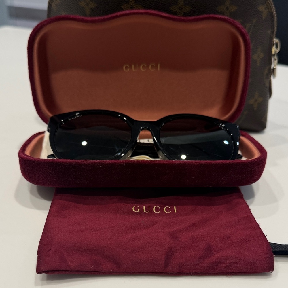 Gucci Black Sunglasses with Velvet Case
